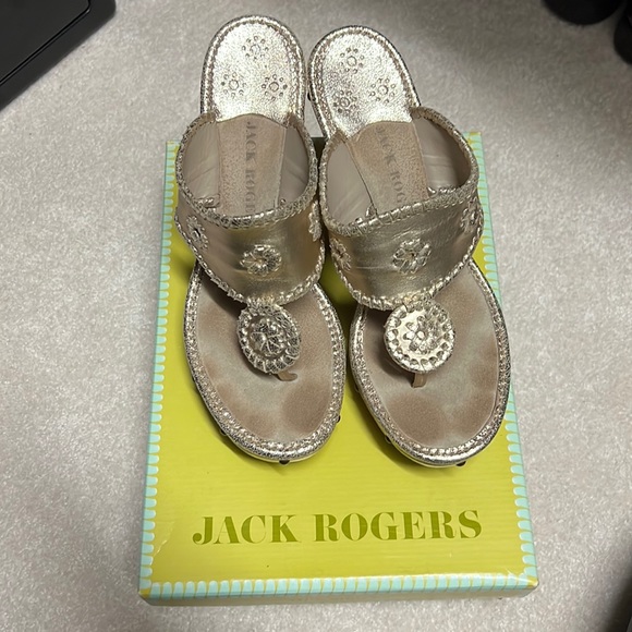 Jack Rogers Marbella Platinum Wedges Size 9.5 - Picture 1 of 3
